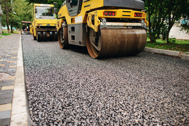 Best Residential Driveway Paving in Kewanee, IL
